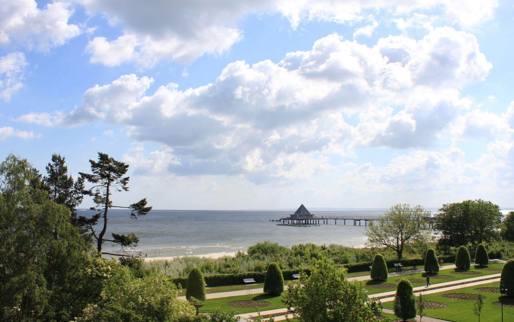 Strandhotel Ostseeblick Херингсдорф Экстерьер фото